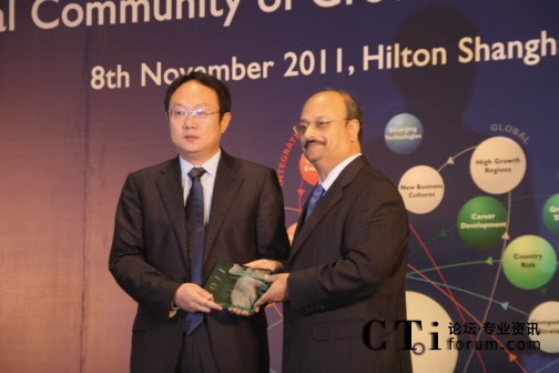 Frost & Sullivan ȫ��CEO�涭�ºϻ���Aroop Zutshi���ң����A���������(w��)�C�l(f��)��ȫ����Ź�������(w��)���L�c��(chu��ng)�ª������n�ԣ��A���������(w��)�a(ch��n)Ʒ�����L����<br/>

