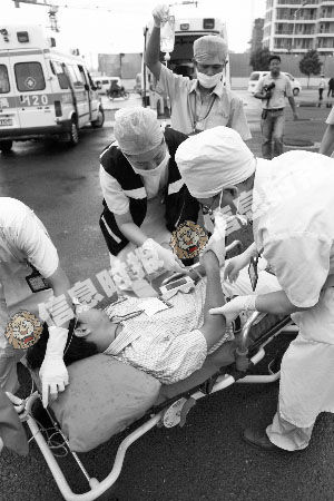 ��خ�^(q��)�e�����а���ȼ�¼���(y��ng)����Ԯ����(x��)��120����(d��ng)���ȡ����ߡ�